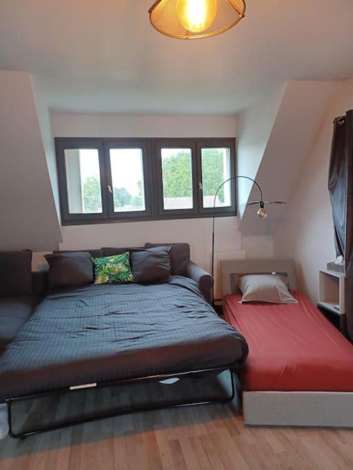 Magnifique Studio De Charme Evreux Bagian luar foto